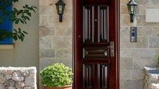 Usa metalica de intrare REG-S 135 maro 86 x 205 cm stanga