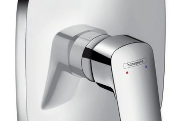 Baterie dus Hansgrohe Logis montaj incastrat  necesita corp ingropat