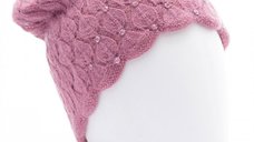 Caciula tricotata roz cu lurex si strasuri, captusita pentru confort