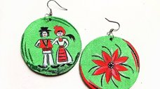 Cercei verzi unici din piele naturala, pictati manual cu motiv traditional