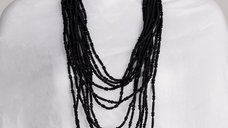 Colier lung multiE ir negru textil ,   design fluid, elegant