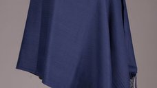 Esarfa bleumarin dreptunghiulara din material cashmere