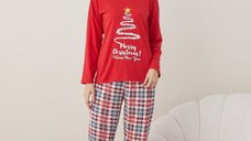 Pijama de Craciun pentru adulti, set din doua piese cu design bradut pe fond rosu