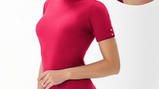 Pulover fucsia cu maneci scurte si guler inalt, detalii cu nasturei metalici