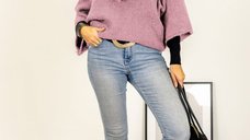Pulover oversize reversibil roz prafuit cu funda si maneci fluture
