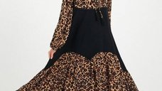 Rochie din vascoza cu imprimeu animal print si detalii cu volane