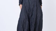 Rochie lunga neagra din tafta cu memorie de la brandul Gogosar