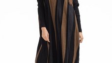 Rochie tricotata oversize cu dungi, negru-camel, croi lejer