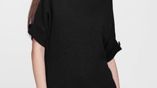 Rochie tricotata scurta cu maneca fluture si nasture, neagra, din vascoza
