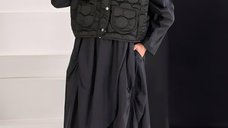 Set rochie neagra oversized cu guler camasa si vesta matlasata