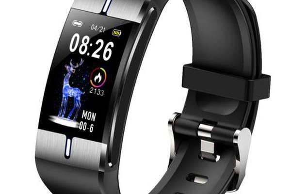 Bratara fitness MaxCom FW34, IMC, Bluetooth, IP68 rezistenta la apa (Negru)