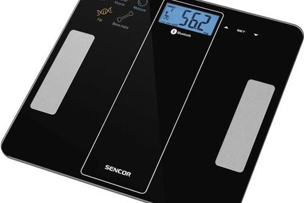 Cantar corporal Sencor SBS 8000BK, 12 utilizatori, 180 kg, Bluetooth (Negru)