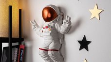 Decoratiune de perete Yak-001 Astronaut Caramiziu 35x47x10 cm