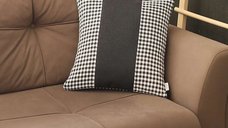 Fata de perna decorativa Fancy V395, 45x45 cm pentru un decor elegant
