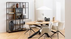 Set 2 scaune dining Laura cu brate si functie de rotire, bej si negru mat, 86 x 57 x 61,5 cm