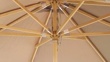 Umbrela de soare Orlando Taupe – 300x300x265 cm pentru terase si balcoane