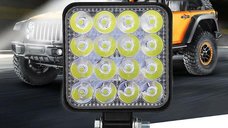 Proiector LED Auto Offroad 48W pentru Utilizare Versatila