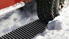 Set 2 benzi antiderapante pentru auto