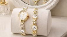 Set Elegant Ceas si Bratara pentru Dama cu Finisaj Auriu si Pietre Decorative