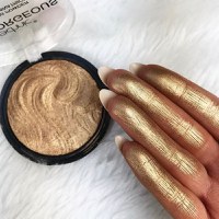 Iluminator Technic Get Gorgeous Highlighting Powder 24CT Gold - 2