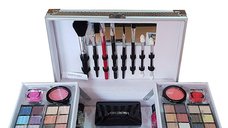Kit Machiaj Magic Color cu Geanta pentru Depozitare - Noua Colectie