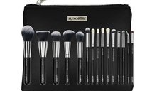 Set de 15 Pensule de Machiaj Luxorise Silver cu Borseta