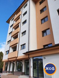 Haine femei - Calitate superioara - 9500 € - Ramnicu Valcea, Bloc DC5 - 11