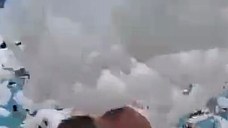 Tun spuma de inchiriat petreceri spuma party