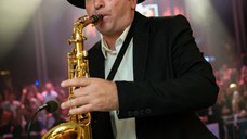 Saxofonist nunti, botezuri, cafenele, restaurante.