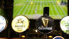 St. Patrick Irish Pub - Berarie & Sports Bar