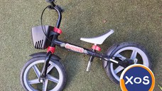 bicicleta fara pedale cu frana de mana, aproape noua