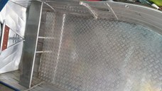 Vând barca de pescuit din aluminiu sudata 3,60m